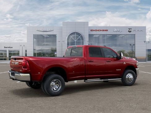 New 2026 RAM 3500 Laramie w/ Max Tow Package AWD/4WD image 4