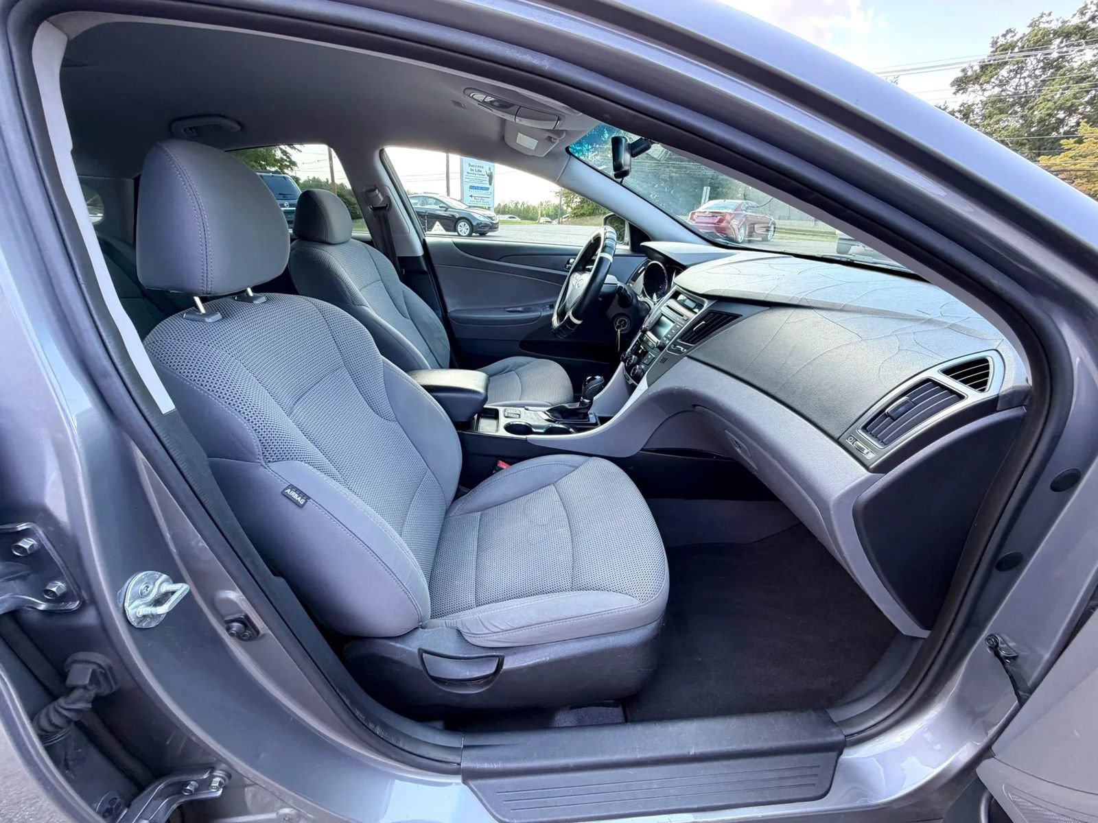 Used 2014 Hyundai Sonata GLS w/ Popular Equipment Group 2 FWD image 4