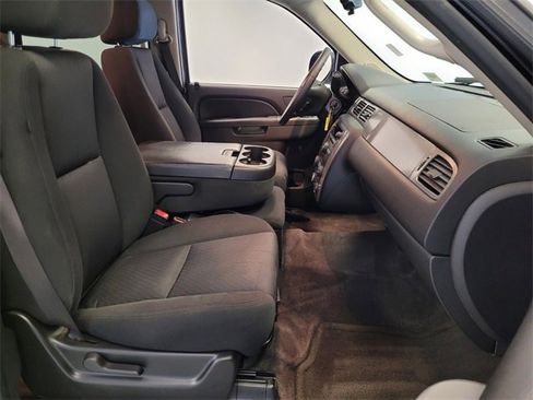 Used 2010 Chevrolet Tahoe LS image 16
