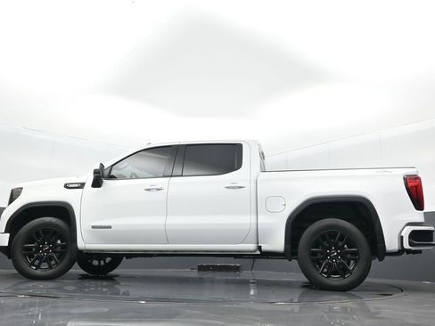 Used 2024 GMC Sierra 1500 Elevation image 32