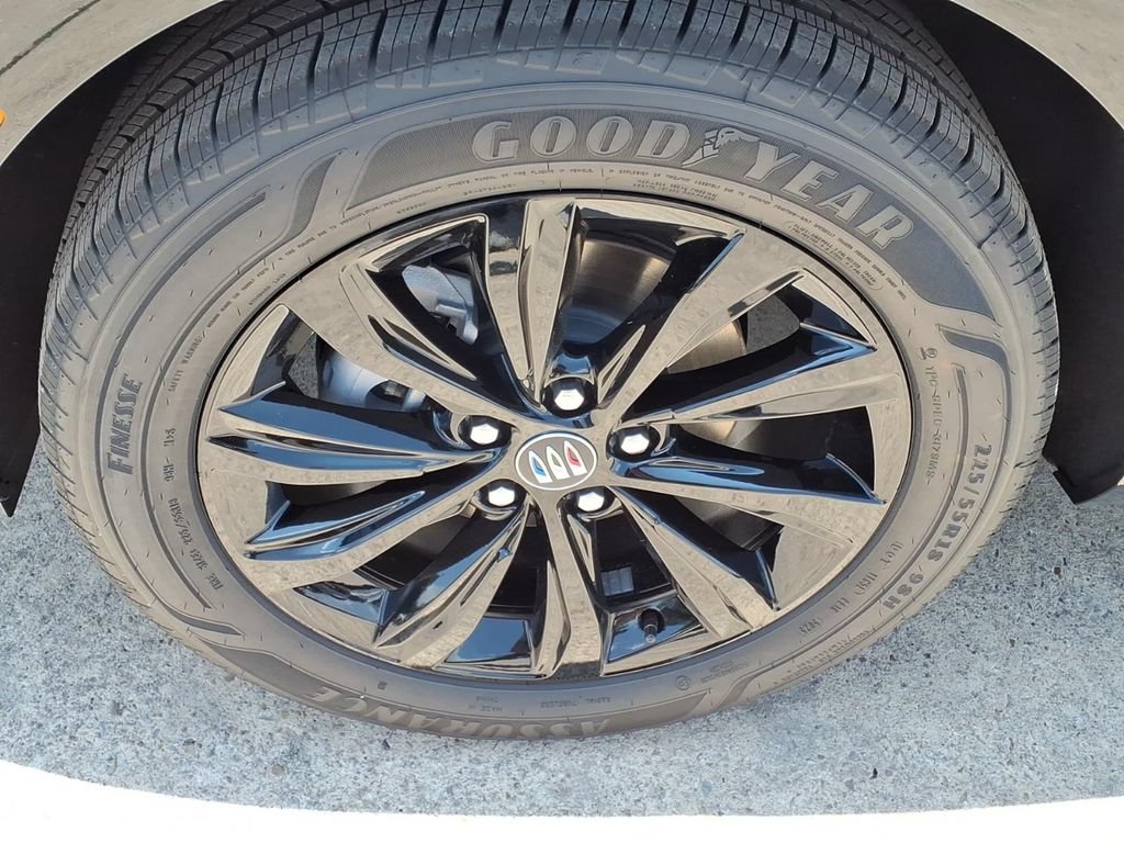 New 2026 Buick Envista Sport Touring w/ Convenience I Package FWD image 9