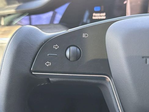 Used 2021 Tesla Model S Plaid image 13