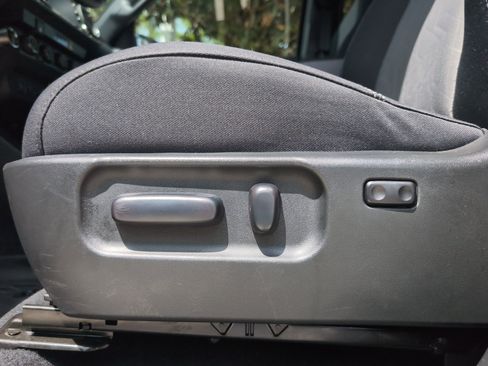 Used 2023 Toyota Tacoma TRD Sport w/ Advanced Technology Package image 14