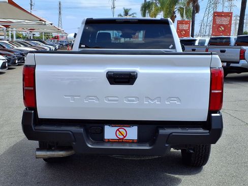 Used 2025 Toyota Tacoma SR RWD image 5
