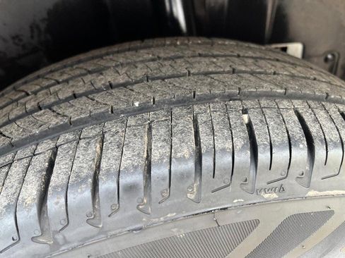 Used 2019 Ford Flex SE image 14