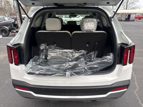 New 2026 Kia Sorento S image 19