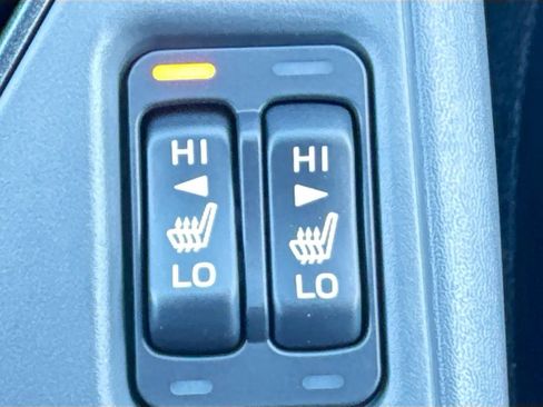 Certified 2025 Subaru Crosstrek 2.5i Limited w/ Crosstrek Mirror Package image 28