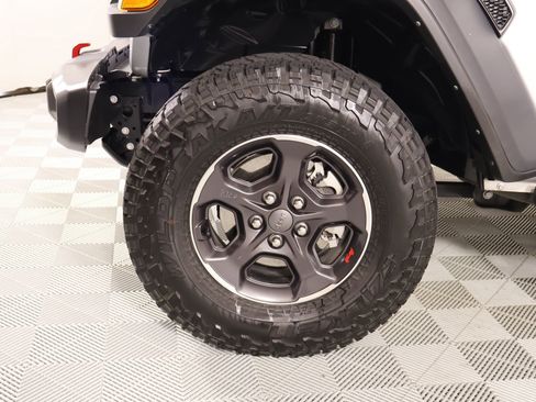 Used 2023 Jeep Gladiator Rubicon w/ LED Lighting Group AWD/4WD image 18