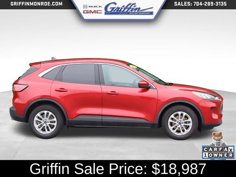 Used 2021 Ford Escape SE w/ Convenience Package FWD image 6