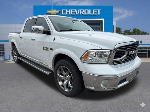 Used 2017 RAM 1500 Limited AWD/4WD image 4