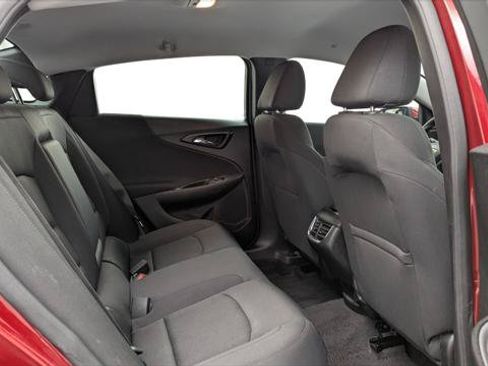 Used 2025 Chevrolet Malibu LT FWD image 18