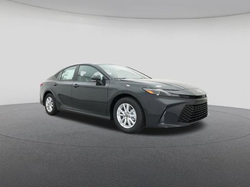 New 2026 Toyota Camry LE image 29