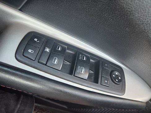 Used 2018 Dodge Journey GT image 21