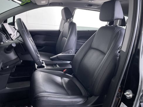 Used 2023 Honda Odyssey Touring image 12