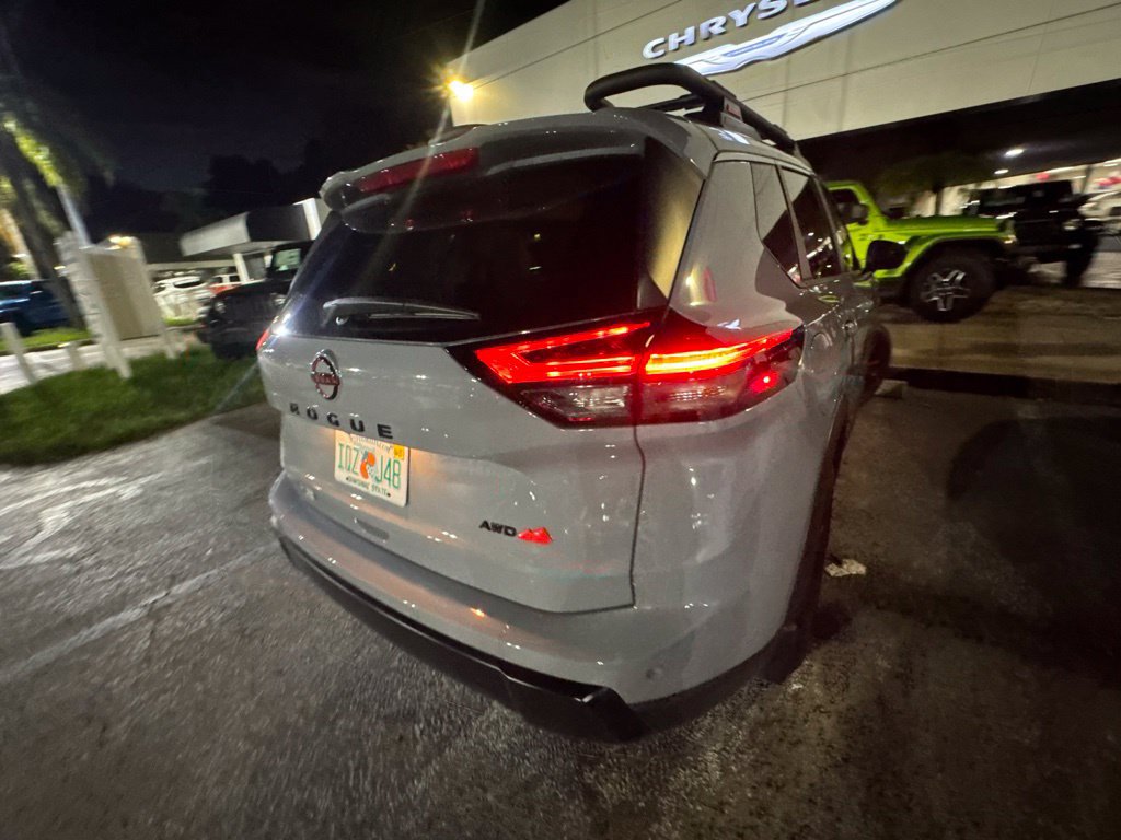 Used 2026 Nissan Rogue SV w/ Rock Creek Premium Package AWD/4WD image 7