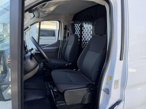 Used 2025 Ford Transit 250 Low Roof w/ Exterior Upgrade Package RWD image 14