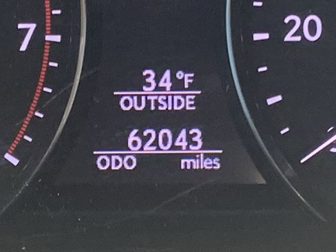 Used 2014 Lexus LS 460 image 22