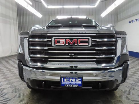 Used 2025 GMC Sierra 2500 SLT image 41