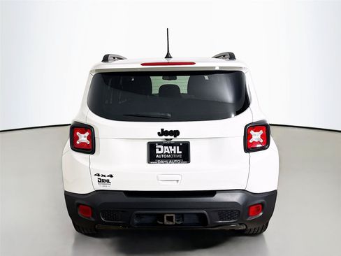 Used 2019 Jeep Renegade Altitude w/ Quick Order Package 2XM AWD/4WD image 12