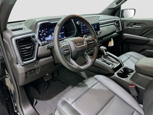 New 2025 GMC Canyon Elevation w/ Convenience Package image 33