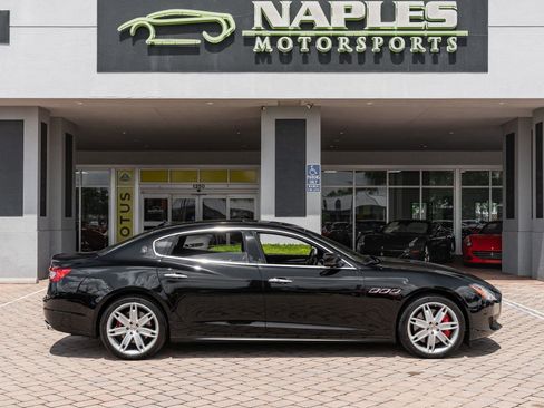 Used 2014 Maserati Quattroporte GTS image 34
