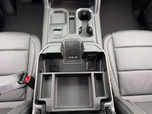 New 2026 GMC Sierra 2500 Denali w/ Denali Reserve Package image 35