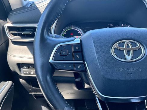 Certified 2021 Toyota Highlander Platinum AWD/4WD image 23