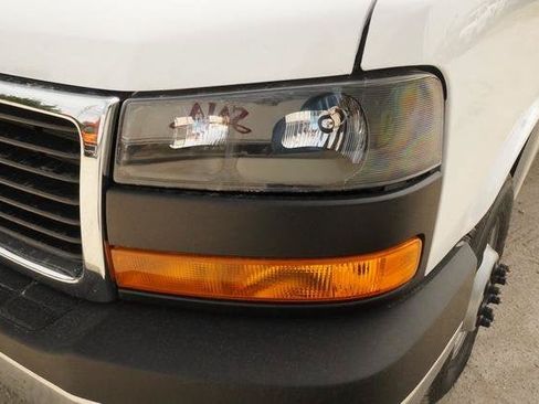 New 2026 GMC Savana 3500 Extended w/ Power Convenience Package RWD image 26