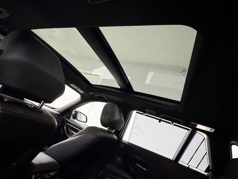 Used 2014 BMW 328i xDrive 328XI WAGON w/ Technology Package image 17