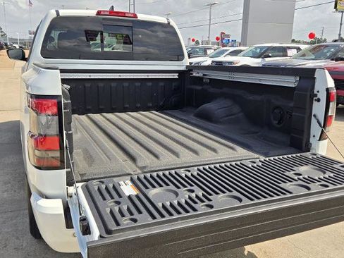 Certified 2023 Nissan Frontier SV w/ Technology Package AWD/4WD image 20