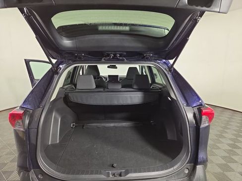 Used 2025 Toyota RAV4 XLE AWD/4WD image 29