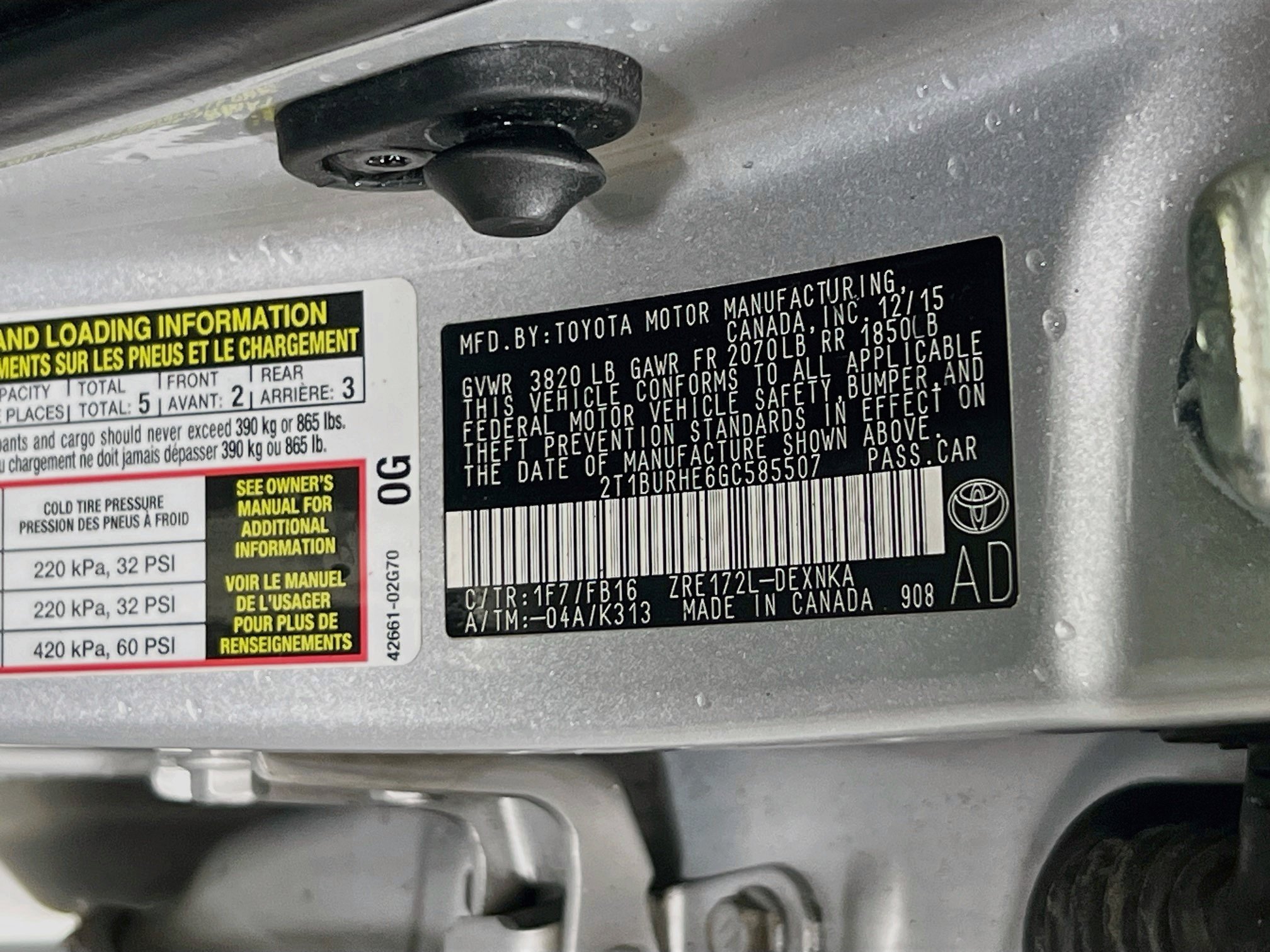 Used 2016 Toyota Corolla LE FWD image 29