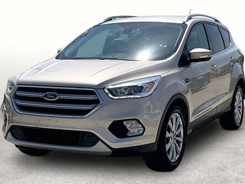 Used 2017 Ford Escape Titanium FWD image 12