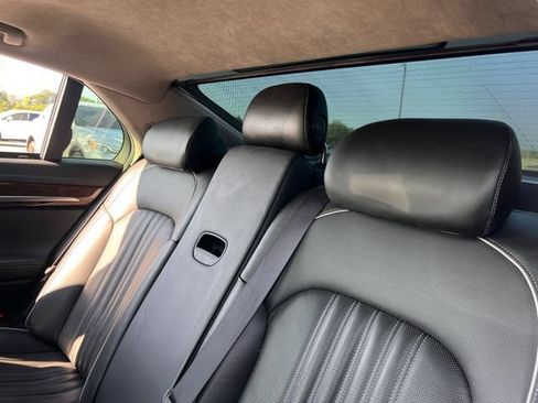 Used 2018 Genesis G90 3.3T Premium AWD/4WD image 21