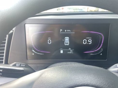 Used 2025 Kia Sportage LX FWD image 20