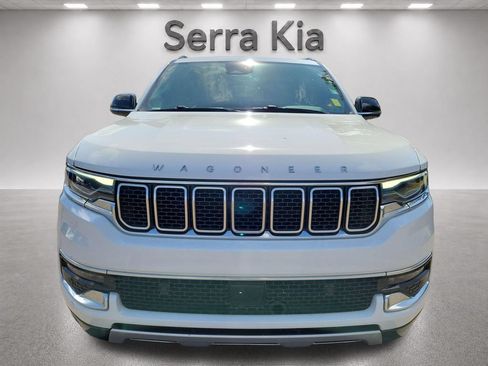 Used 2024 Jeep Wagoneer Series II w/ Flexible Seating Group AWD/4WD image 10