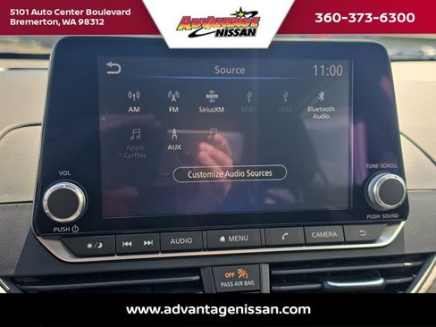 Used 2024 Nissan Altima 2.5 SV FWD image 15