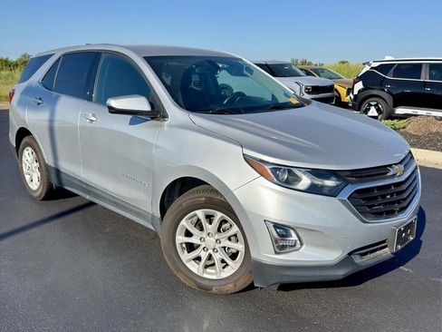 Used 2018 Chevrolet Equinox LT FWD image 7