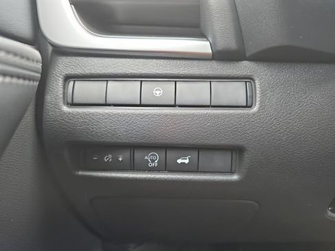 New 2026 Nissan Rogue SV FWD image 10