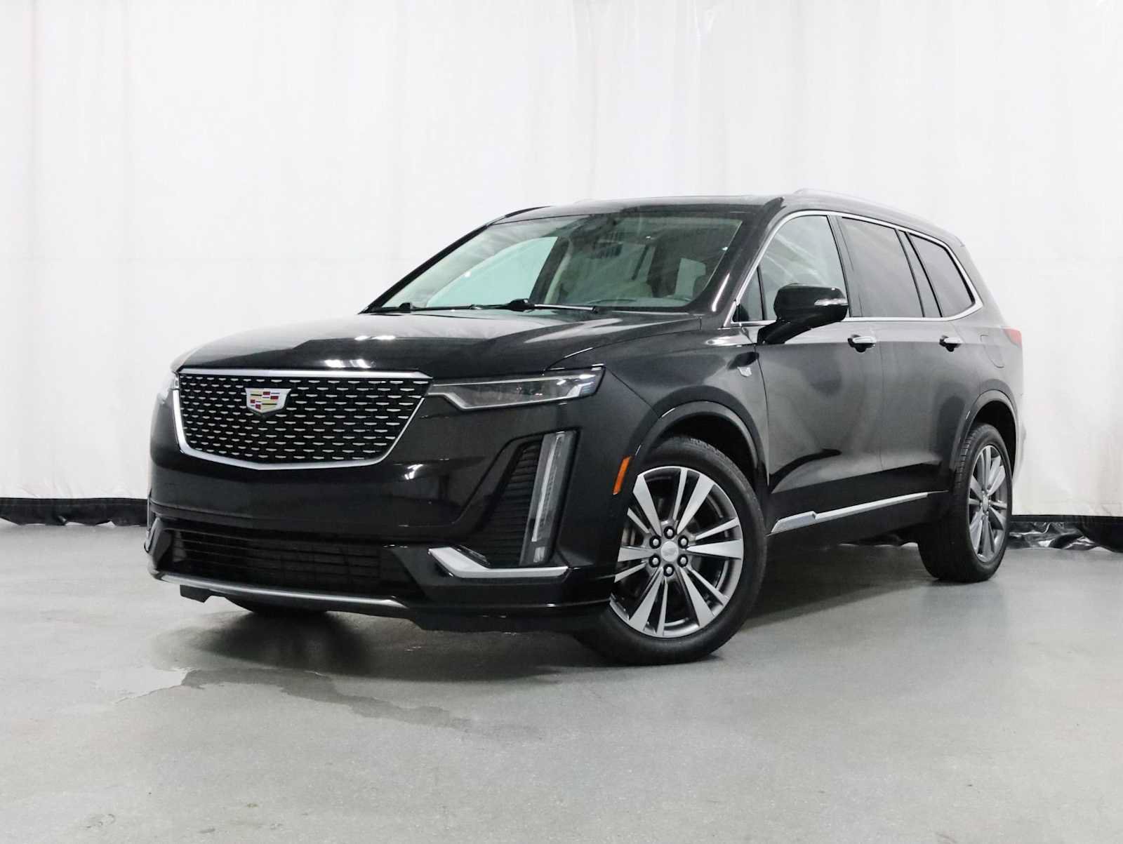 Used 2020 Cadillac XT6 Premium Luxury AWD/4WD image 1