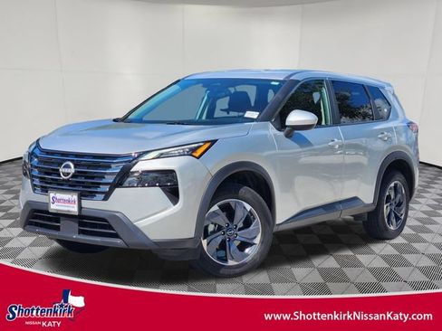 Used 2025 Nissan Rogue SV FWD image 1