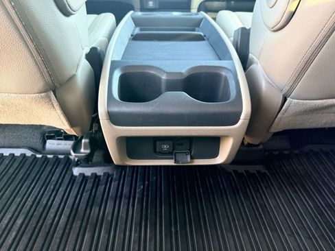 Used 2018 Honda Odyssey EX-L image 23