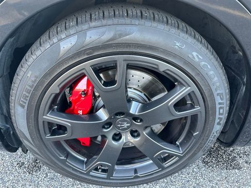 Used 2019 Maserati Levante S GranLusso image 15