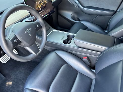 Used 2022 Tesla Model Y Performance AWD/4WD image 10