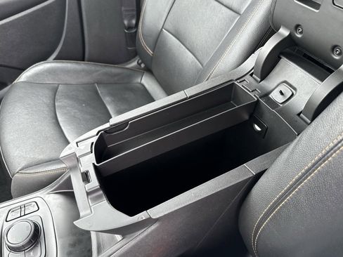 Used 2021 GMC Terrain SLT image 27