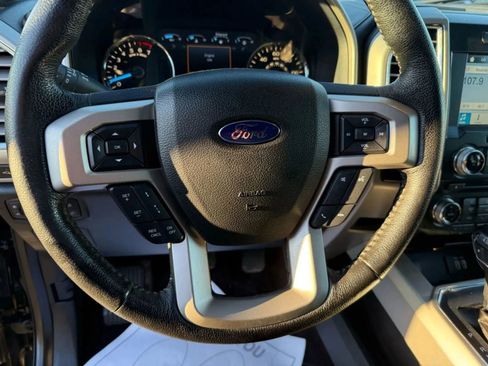 Used 2016 Ford F150 Lariat w/ Equipment Group 502A Luxury AWD/4WD image 23