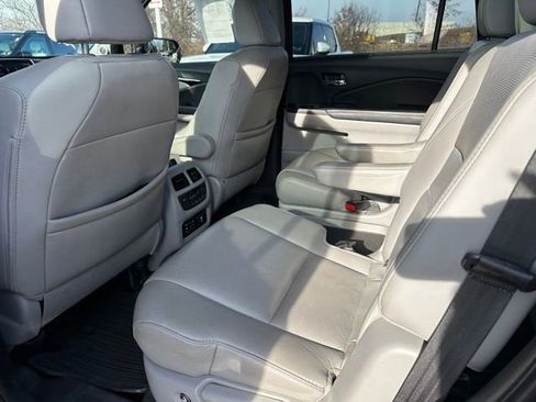 Used 2016 Honda Pilot Elite image 16