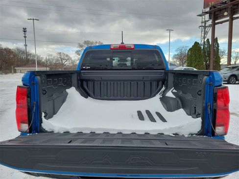 Used 2023 Chevrolet Colorado Z71 w/ Z71 Convenience Package 2 image 7