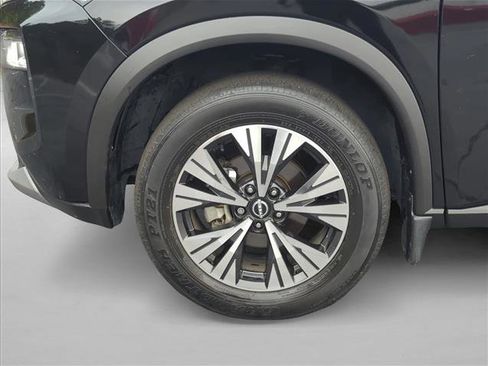 Used 2023 Nissan Rogue SV image 28