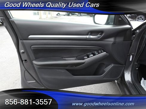 Used 2021 Nissan Altima 2.5 SV w/ SV Premium Package image 25